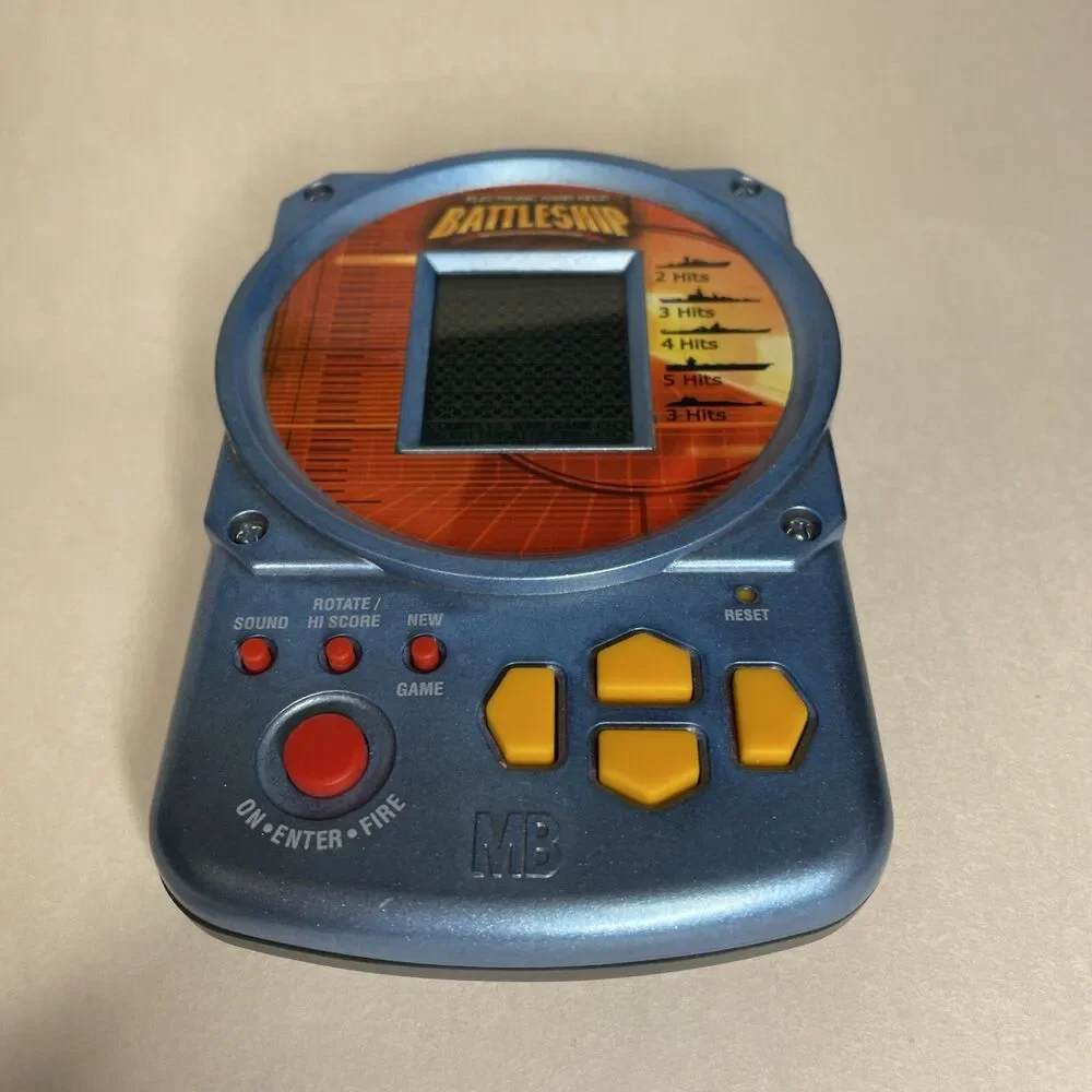 Battleship Electronic Handheld Game Pocket Size Milton Bradley (Hasbro, 2002)